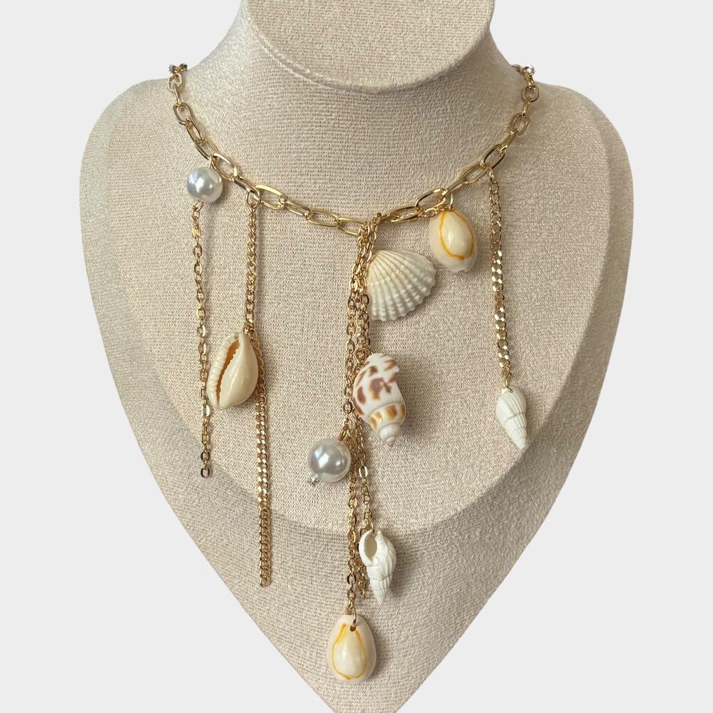 Shell Tassel Multi Pendant Necklace